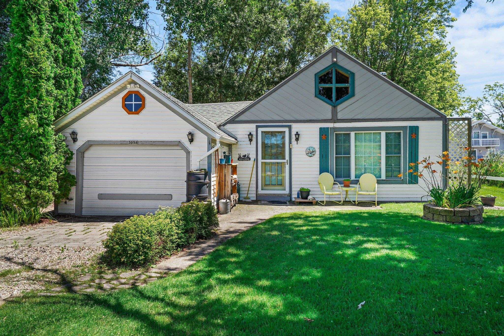 3058 Waucheeta Trail