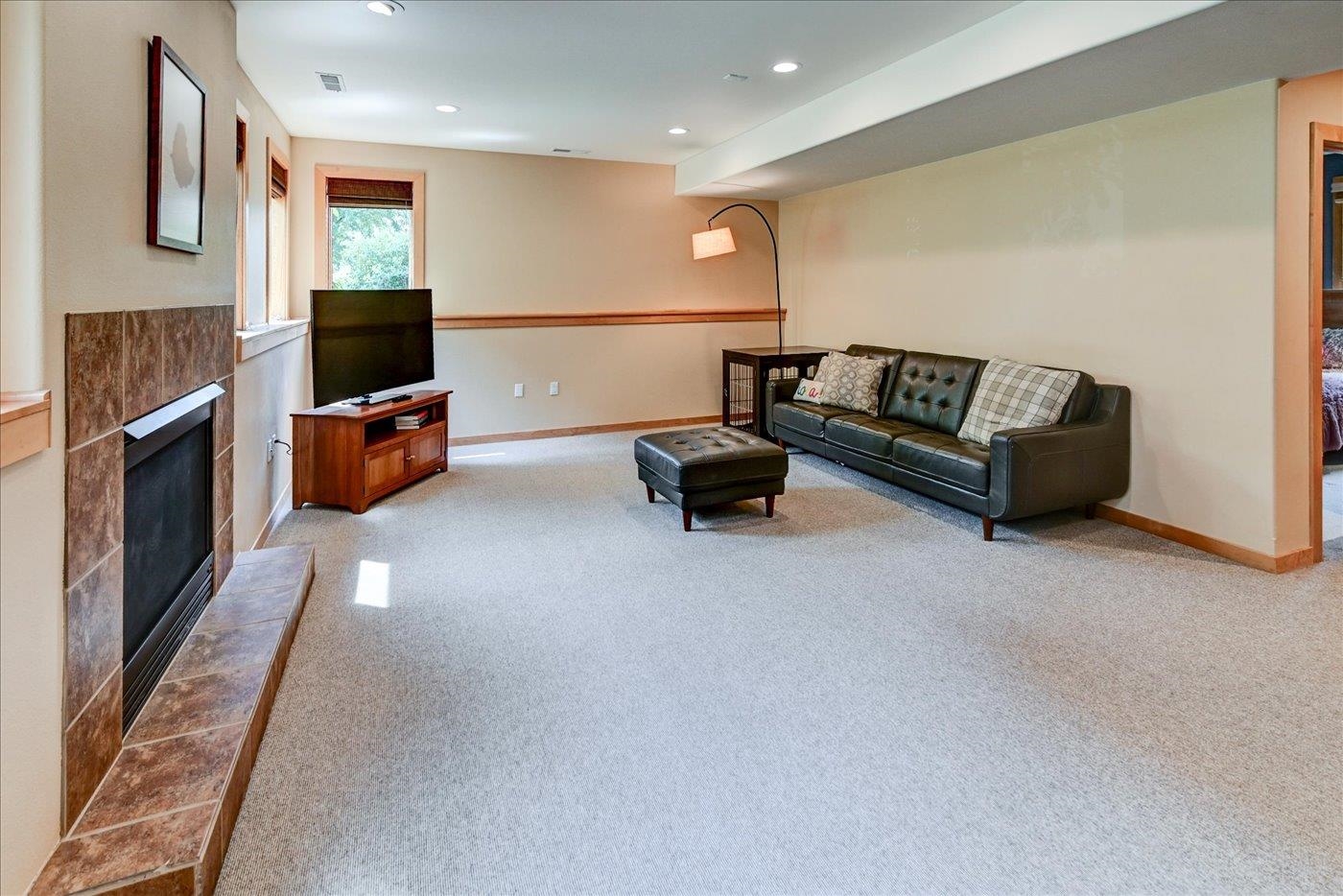 6990 Apprentice Place
