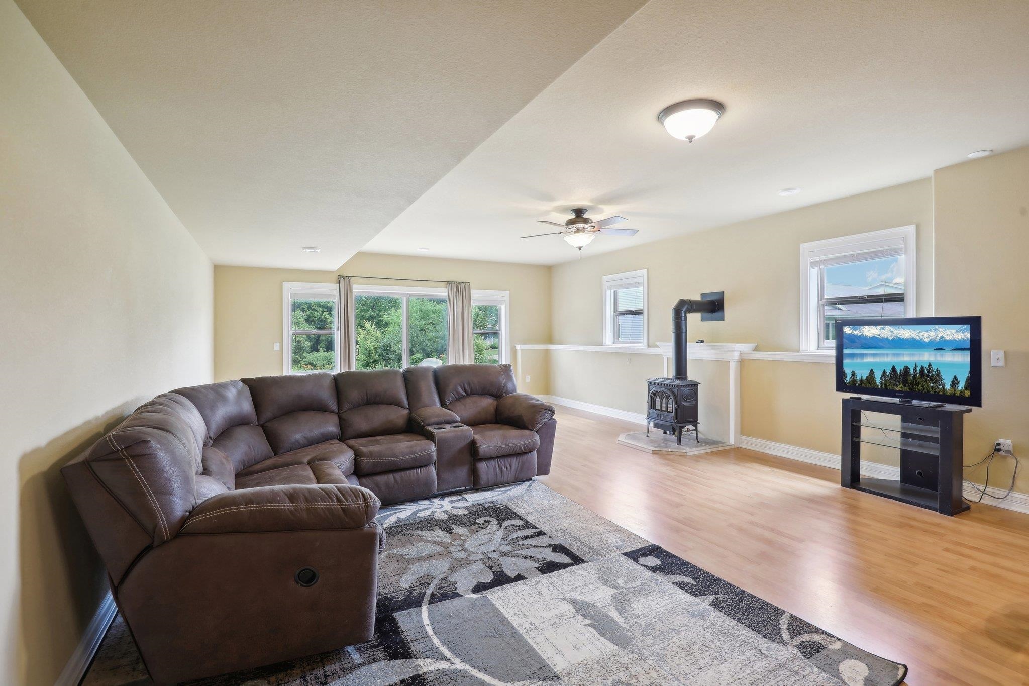 1601 Manassas Drive