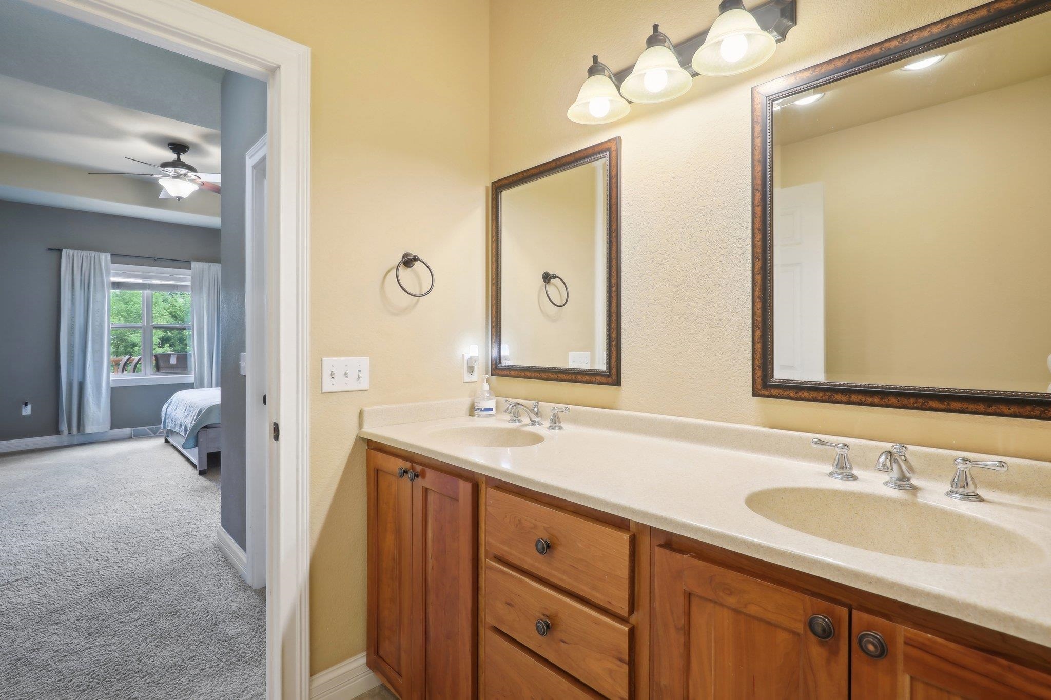 1601 Manassas Drive