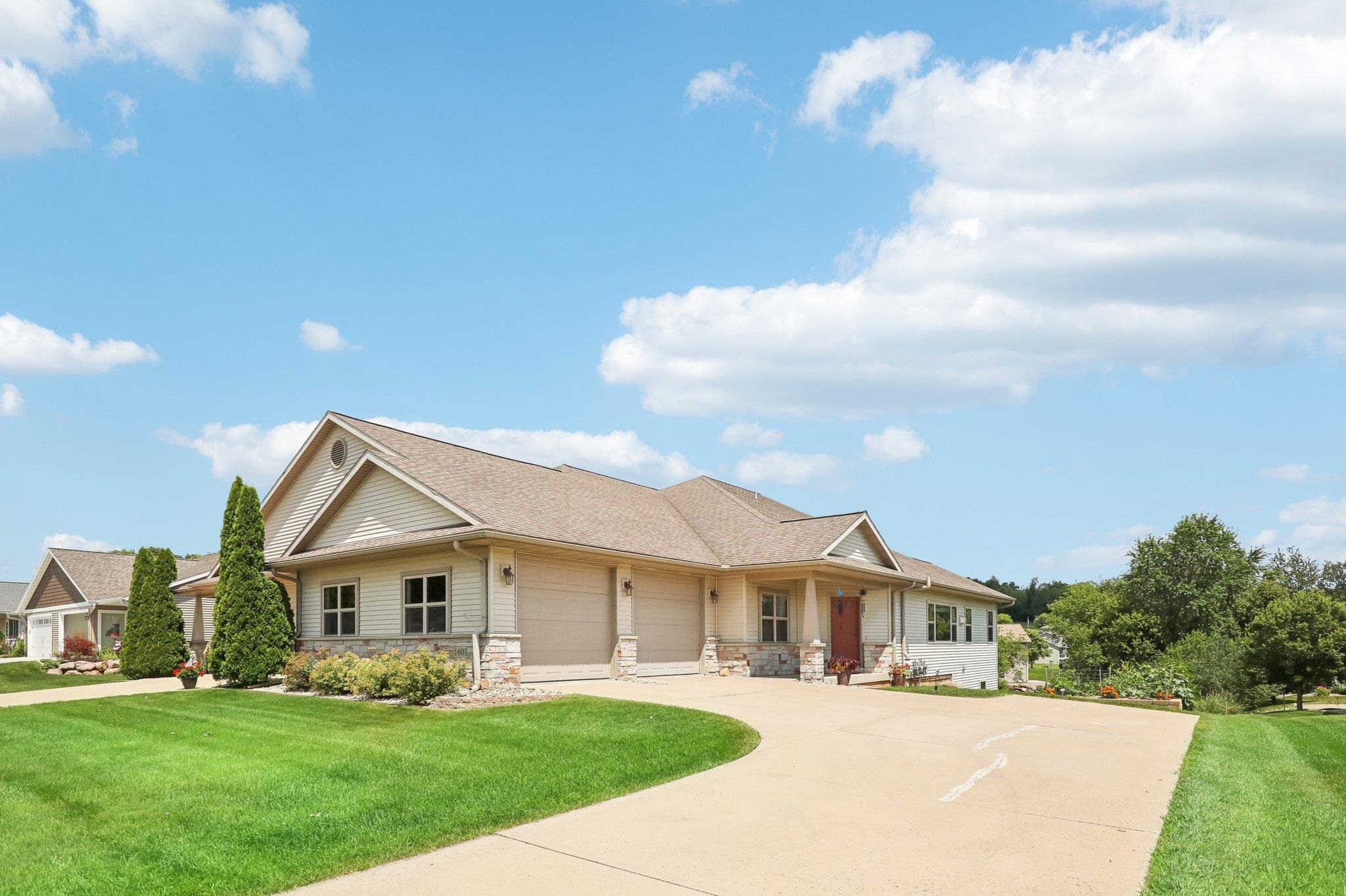 1601 Manassas Drive