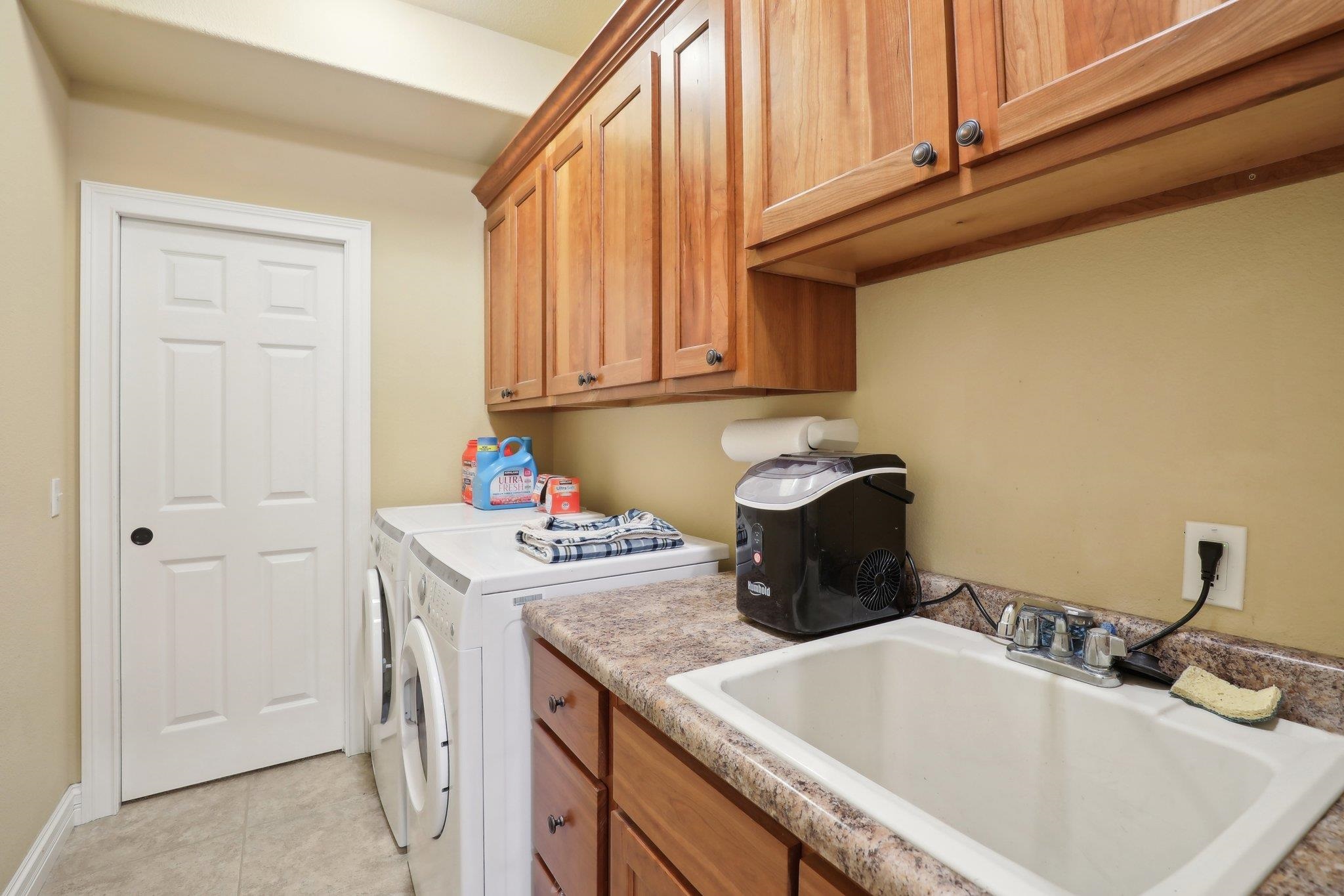 1601 Manassas Drive