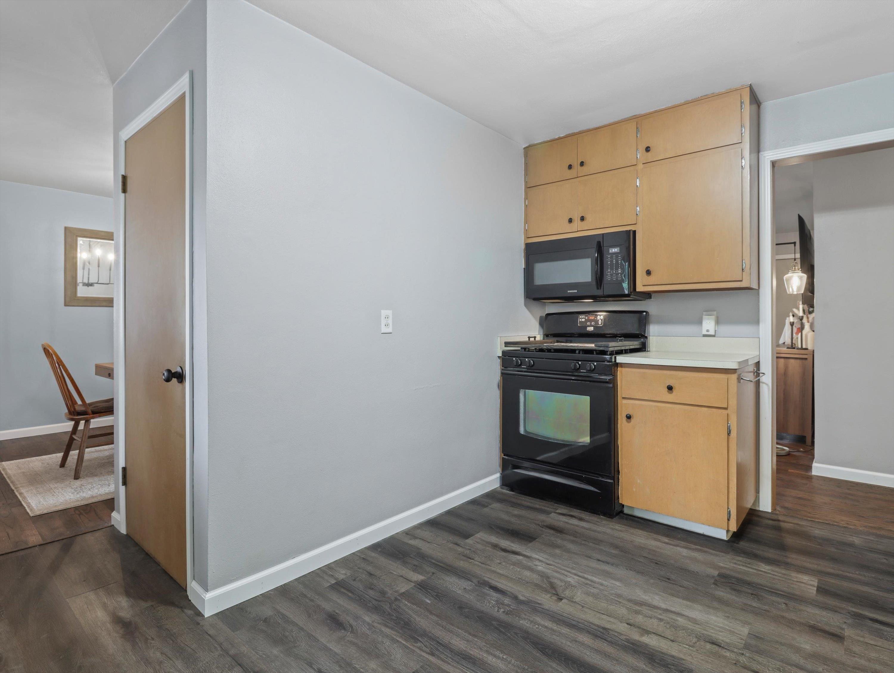 1223 Mayfair Drive