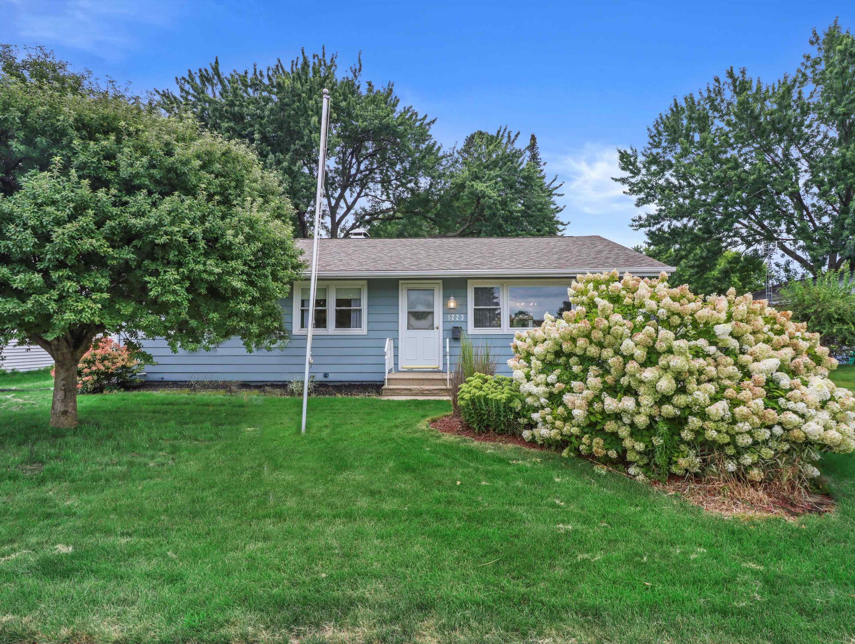 1223 Mayfair Drive