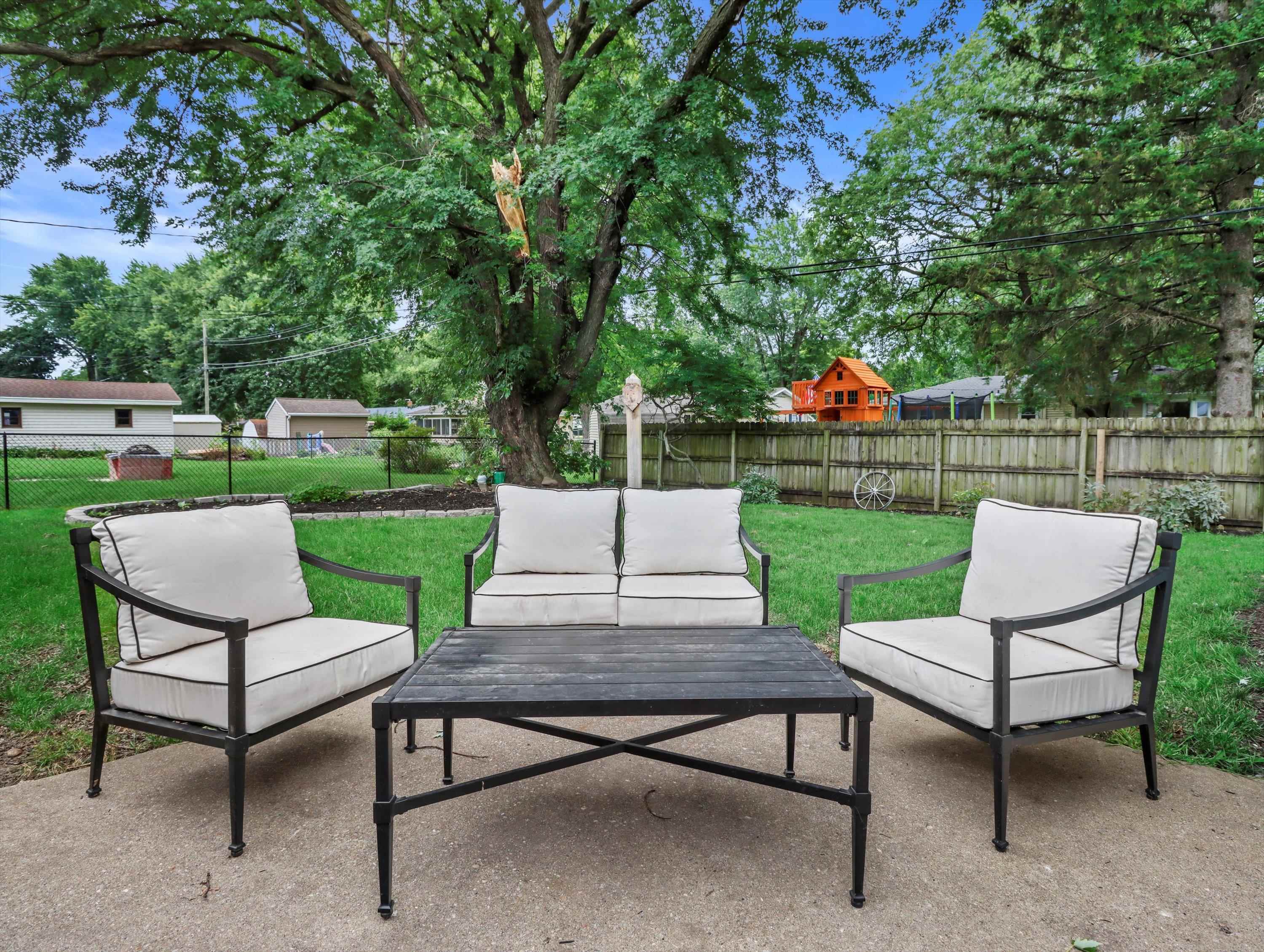 1223 Mayfair Drive