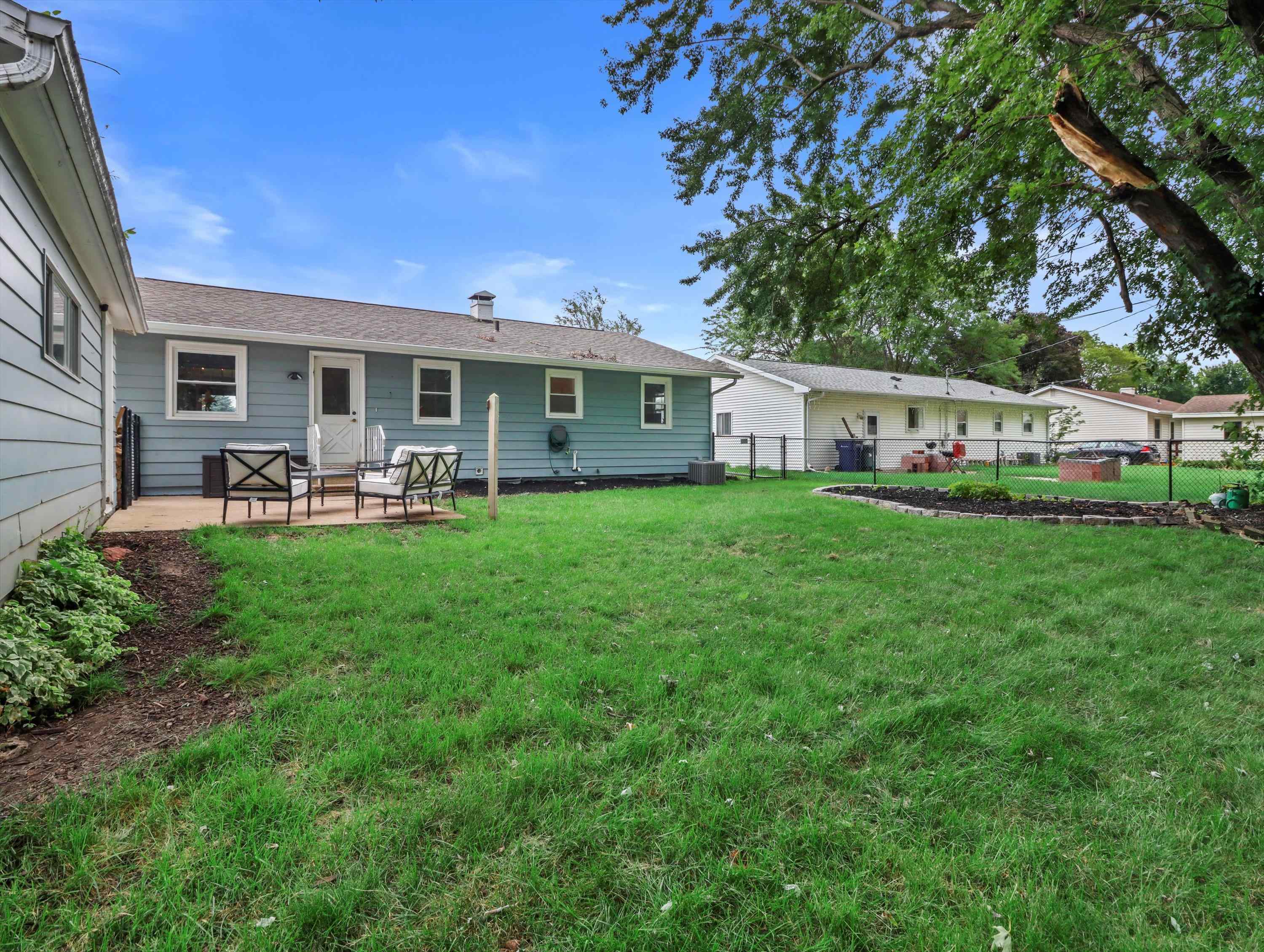 1223 Mayfair Drive