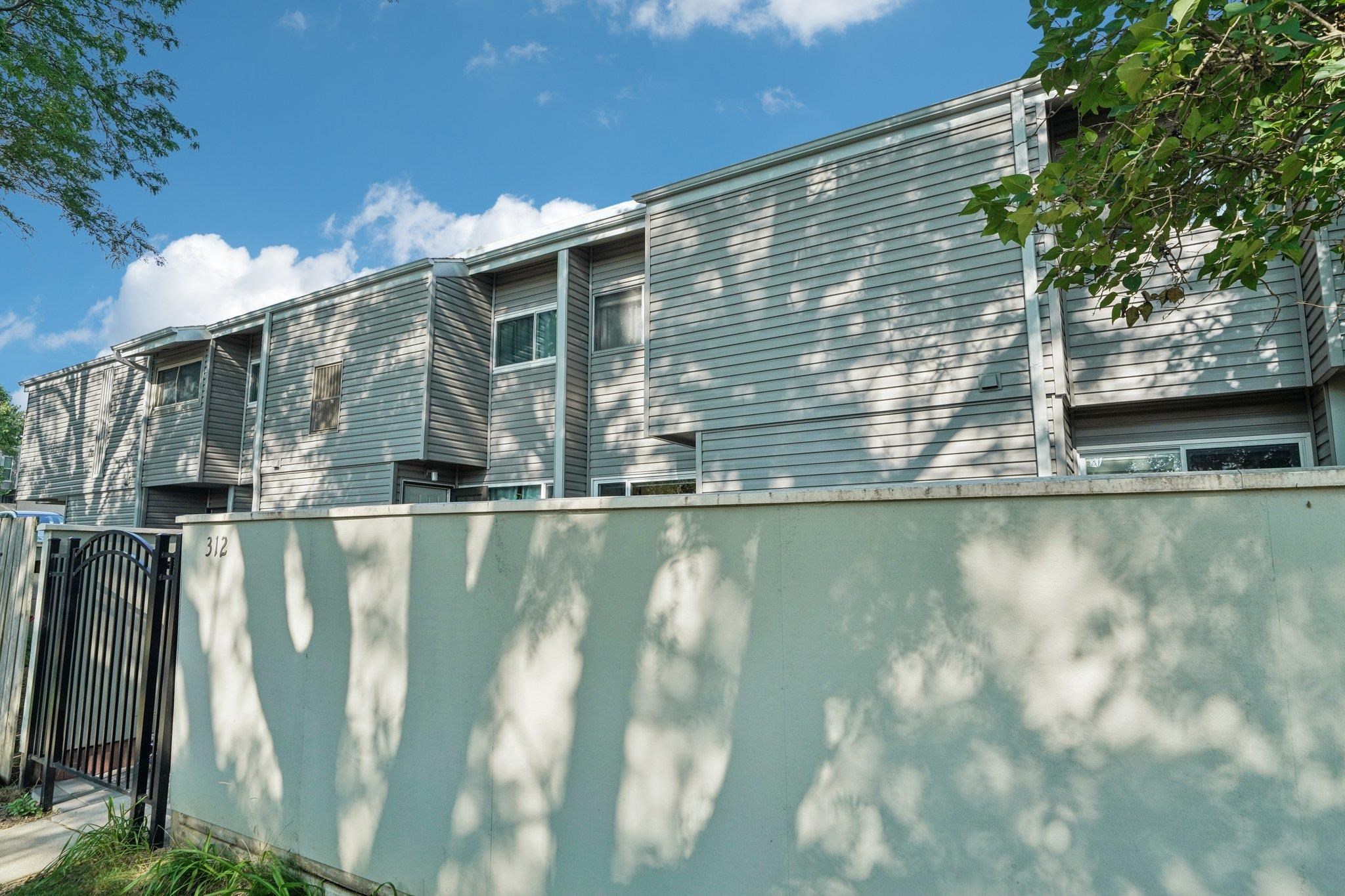 312 East Bluff