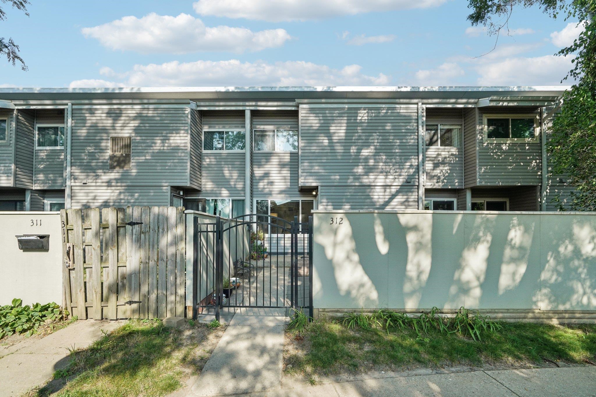 312 East Bluff