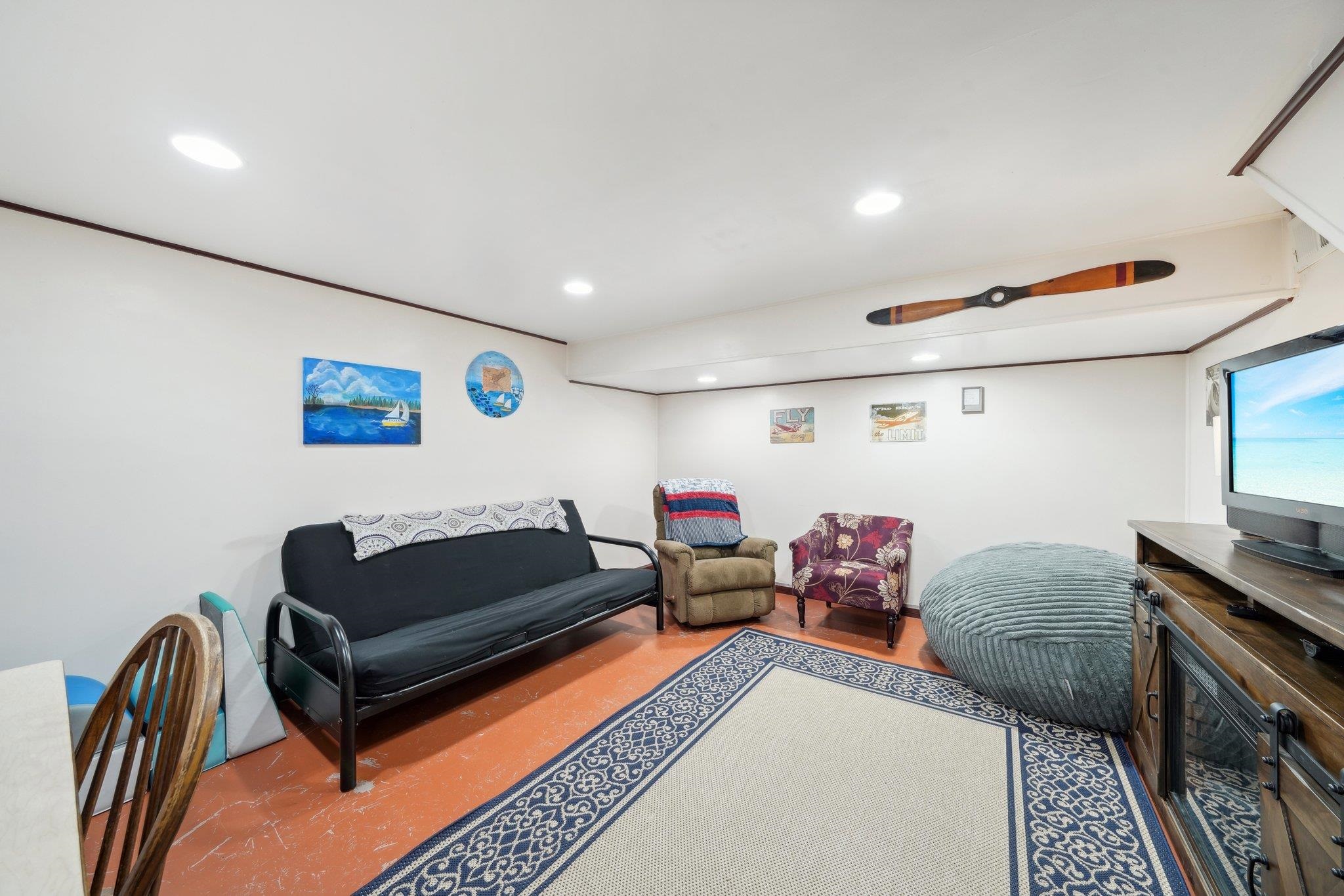 312 East Bluff
