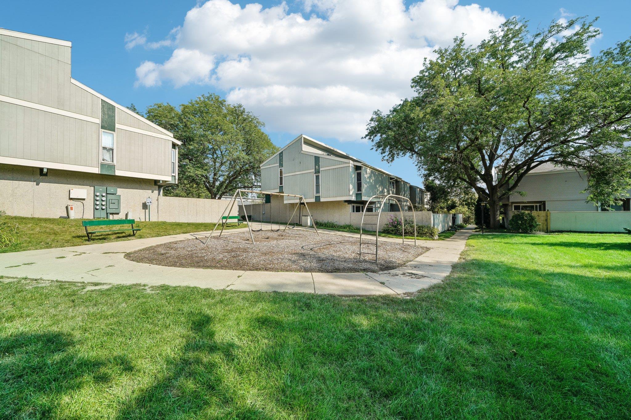 312 East Bluff
