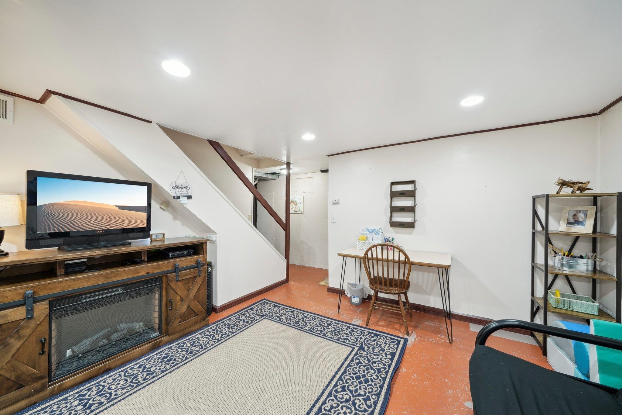 312 East Bluff