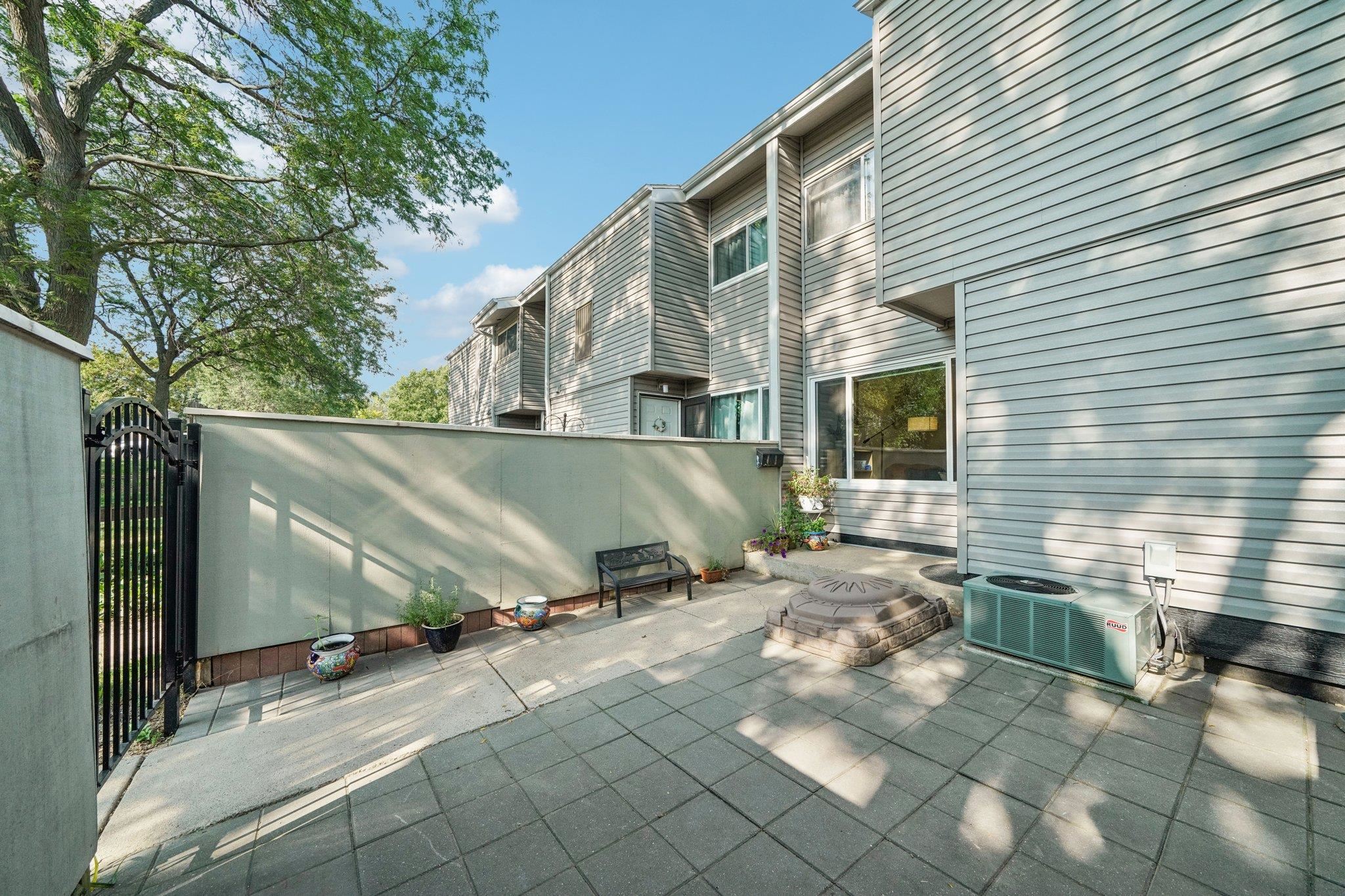 312 East Bluff