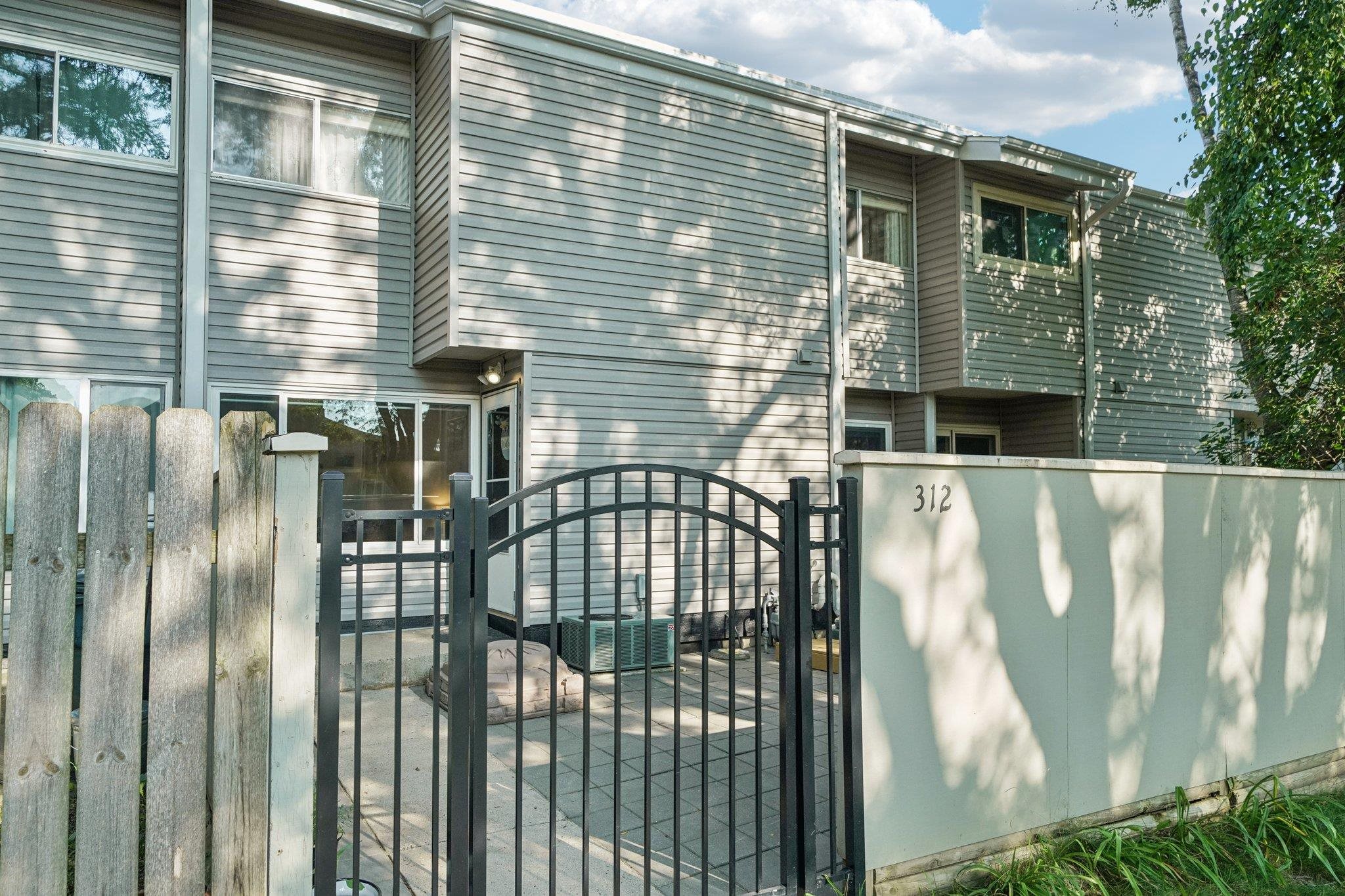 312 East Bluff
