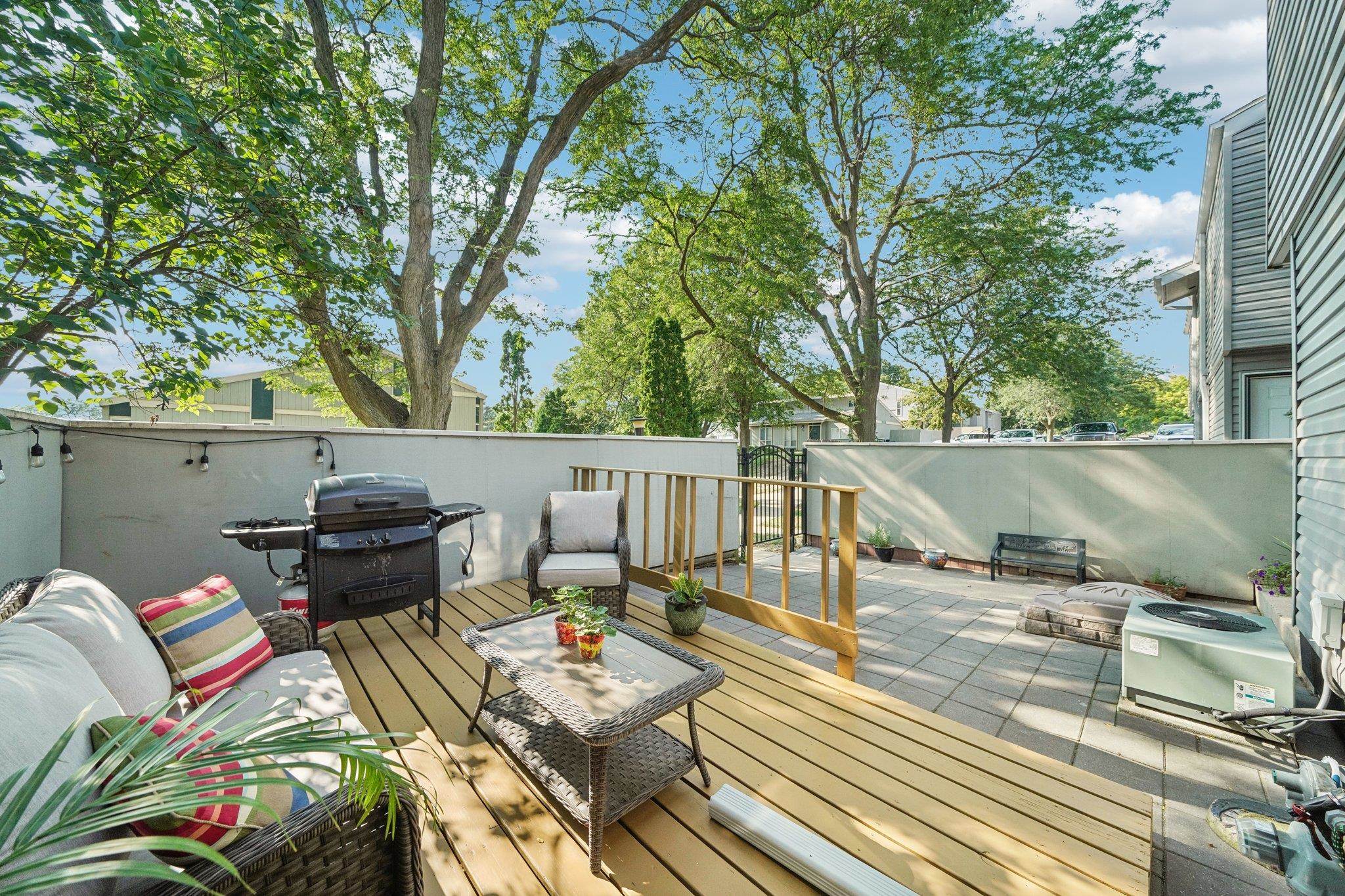 312 East Bluff