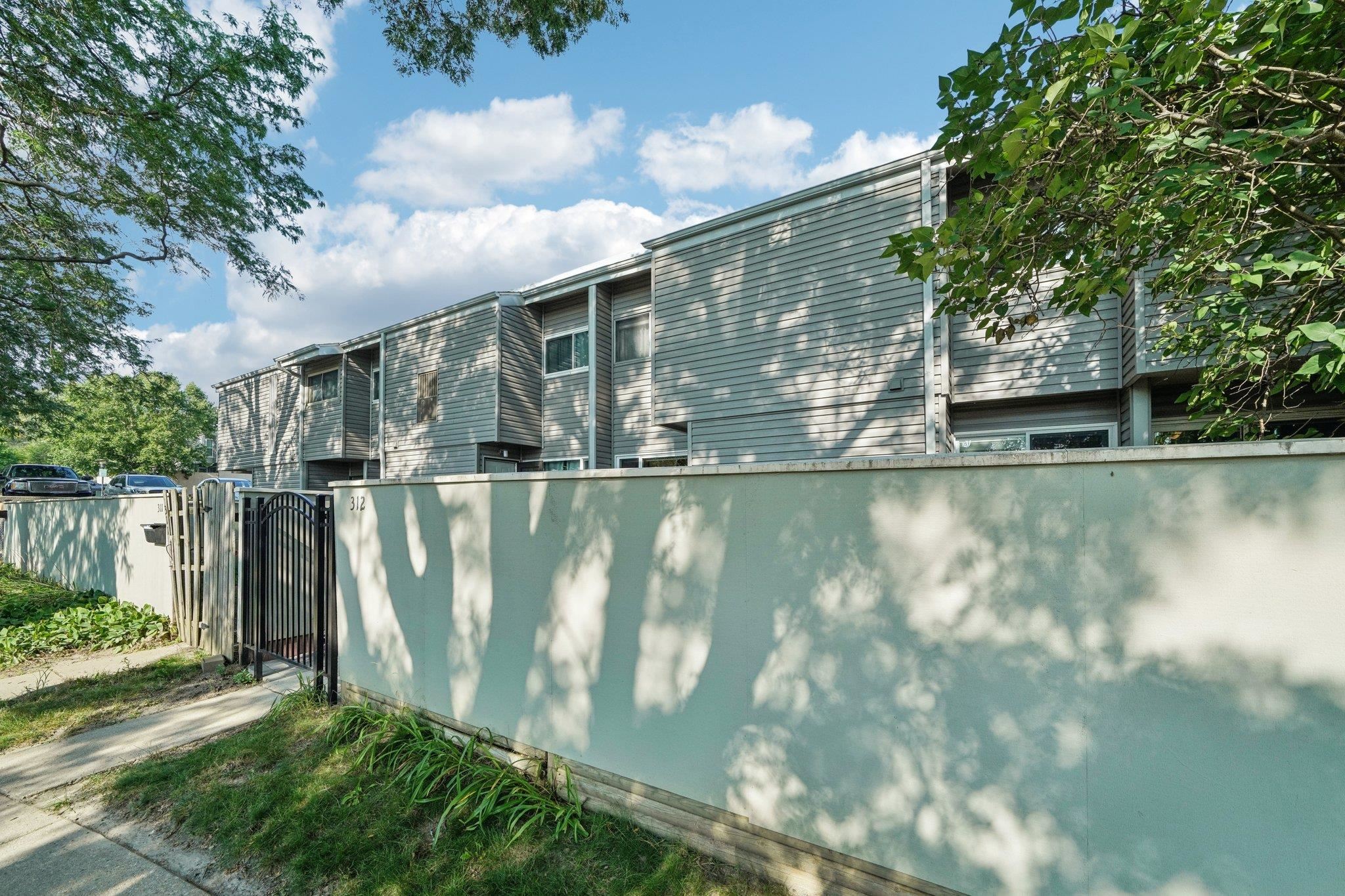 312 East Bluff