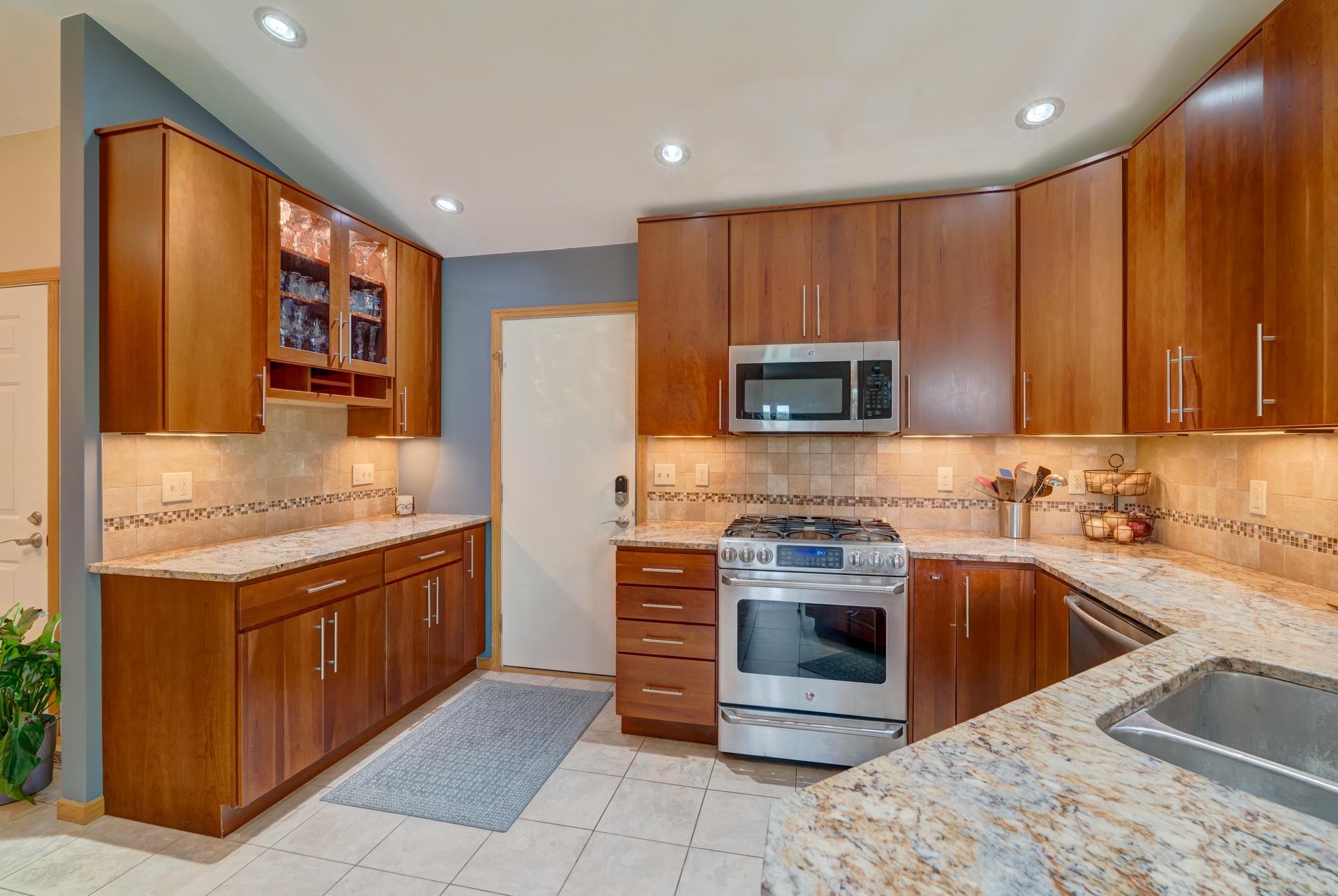 3922 Jenna Drive