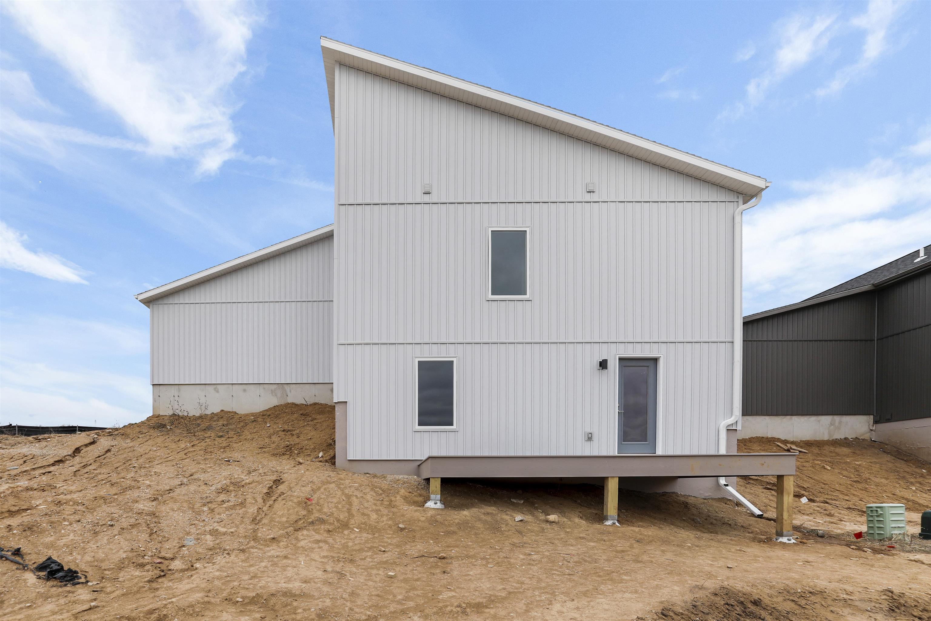 123 Lupine Avenue