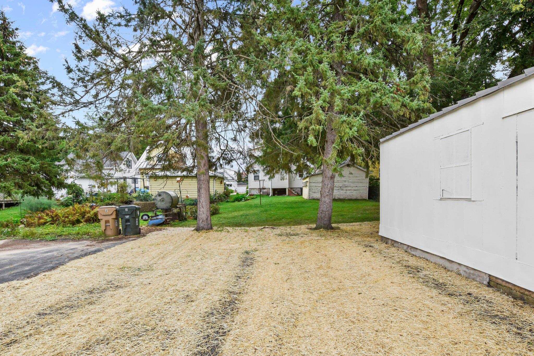 2417 Hoard Street