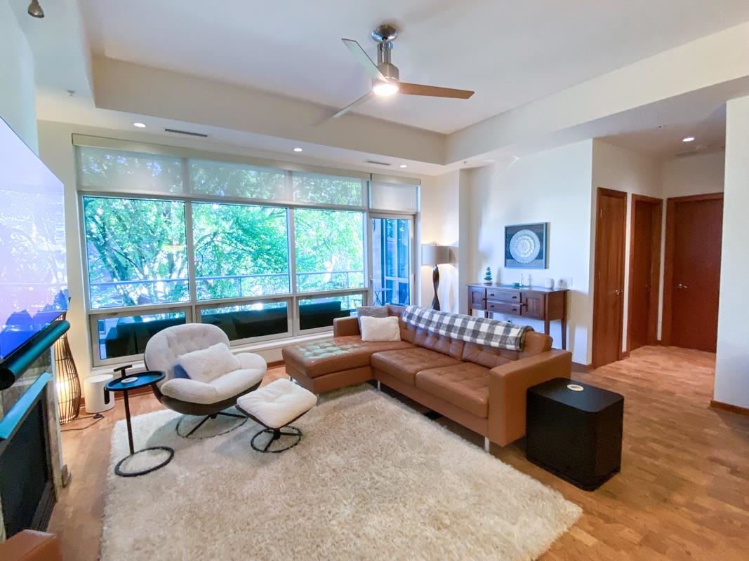 350 S Hamilton Street Unit: 308