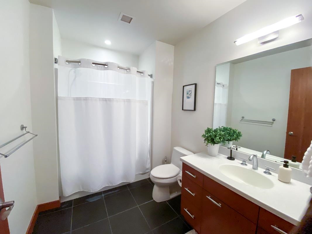 350 S Hamilton Street Unit: 308