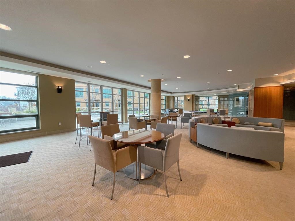 350 S Hamilton Street Unit: 308