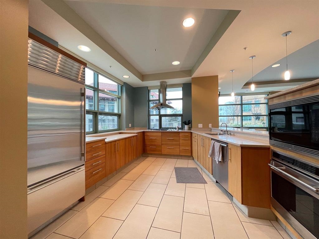 350 S Hamilton Street Unit: 308