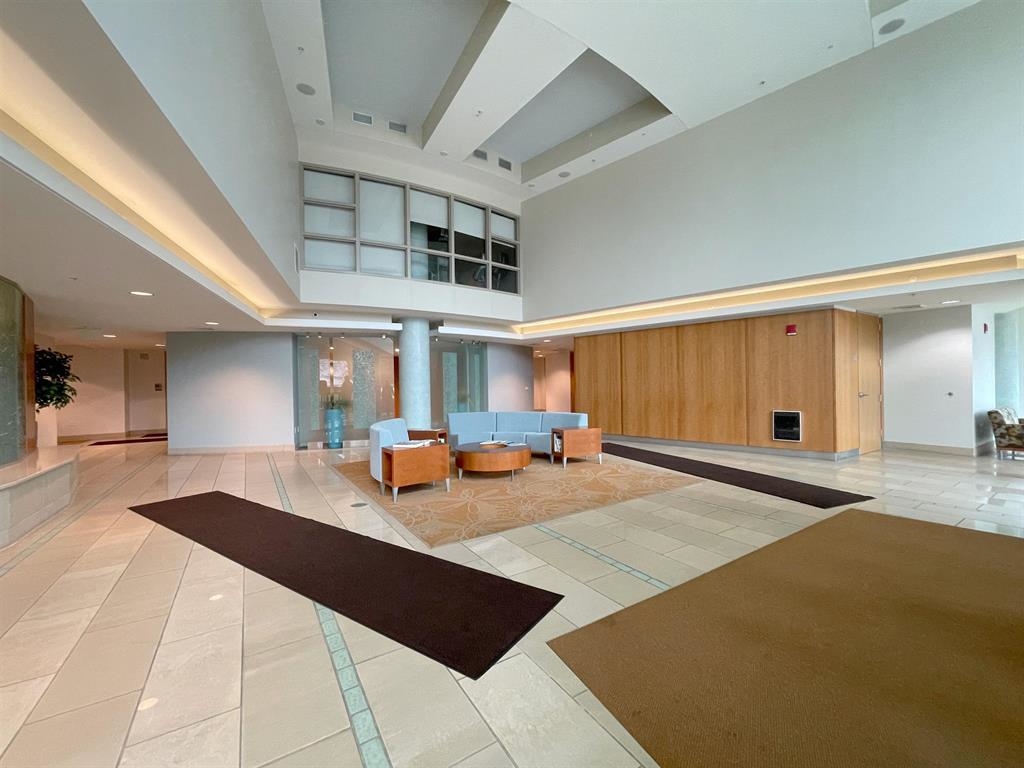 350 S Hamilton Street Unit: 308
