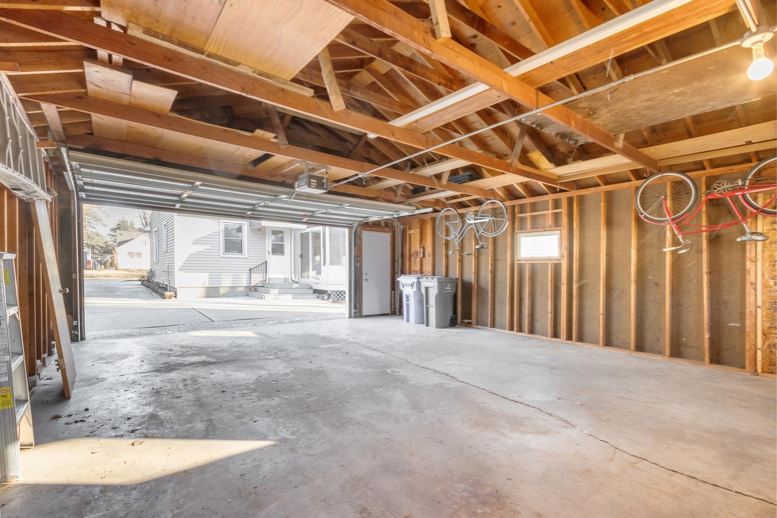 4805 ROIGAN Terrace