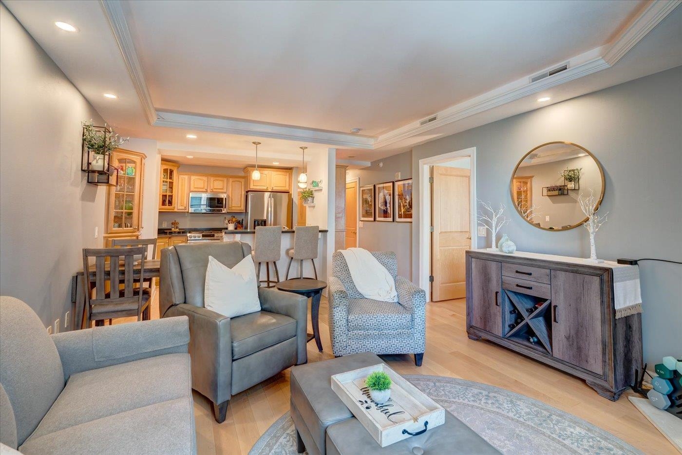 123 W Washington Avenue Unit: 603