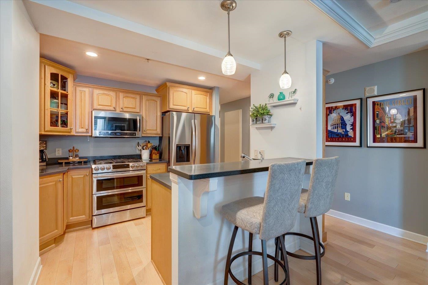 123 W Washington Avenue Unit: 603