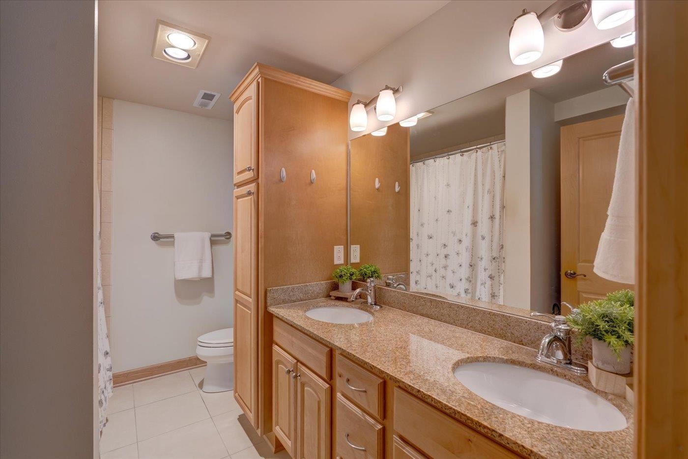 123 W Washington Avenue Unit: 603