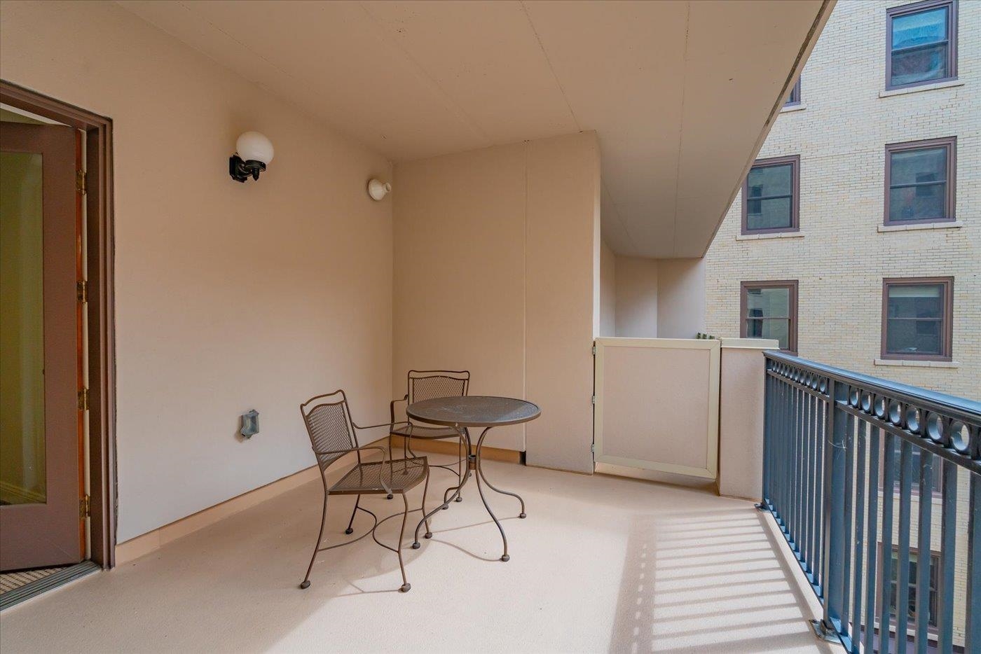 123 W Washington Avenue Unit: 603