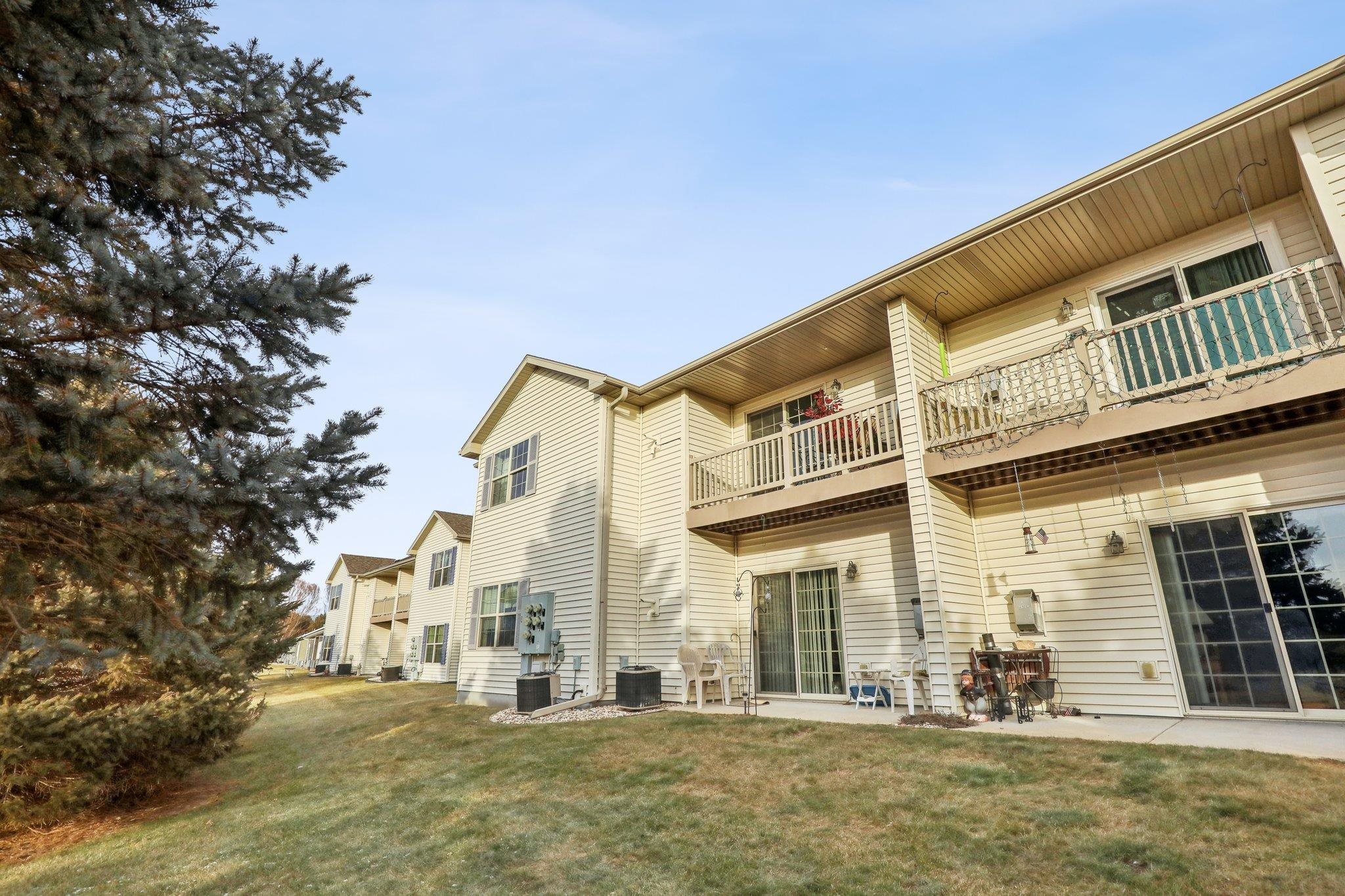 512 River Road 4