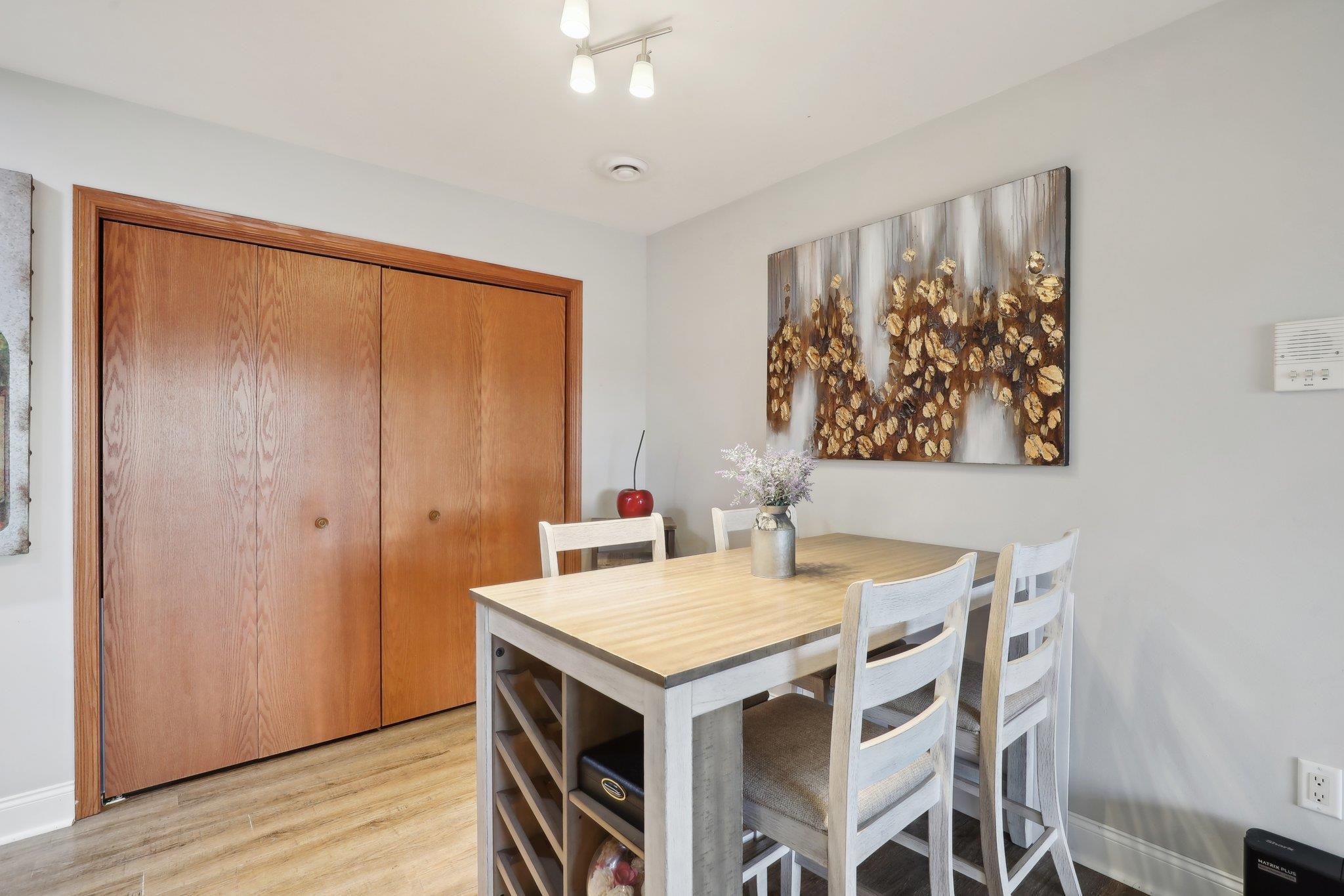 512 River Road 4