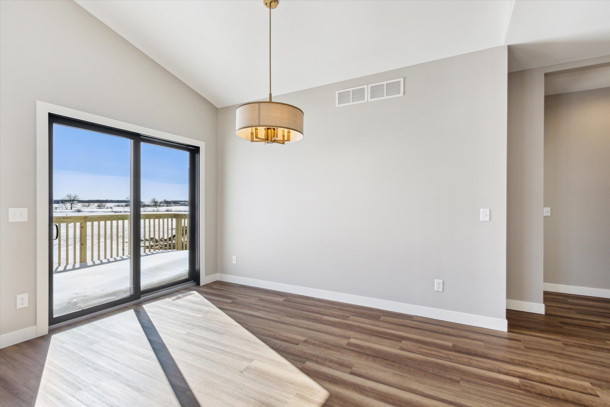 307 S 7th Street