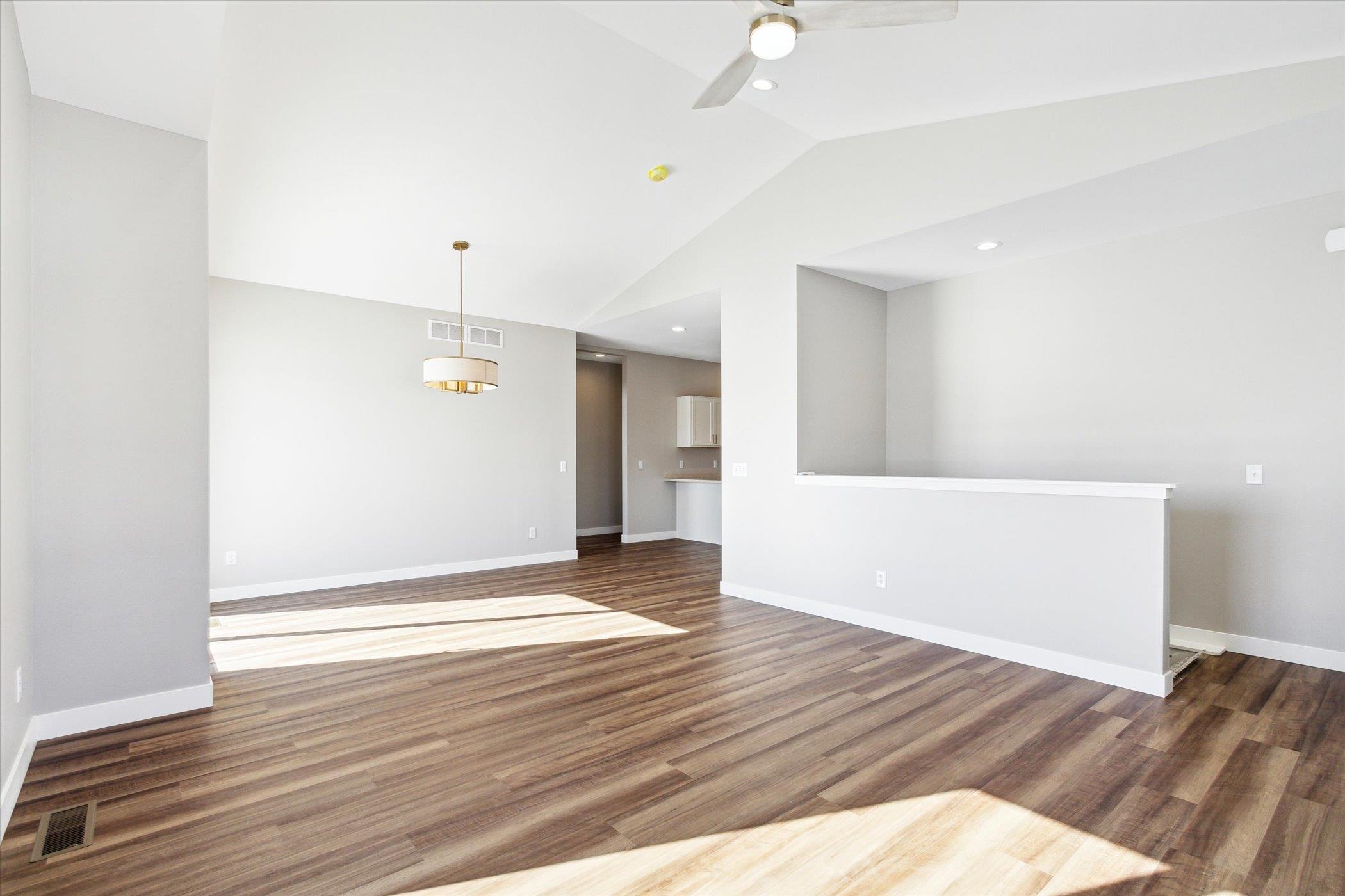 307 S 7th Street