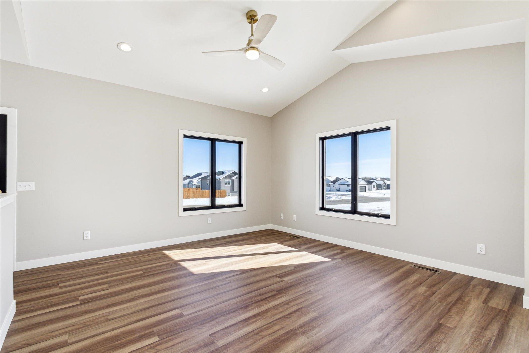 307 S 7th Street