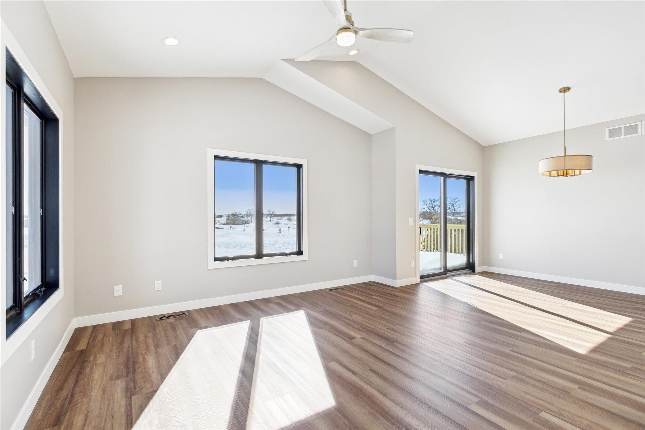 307 S 7th Street