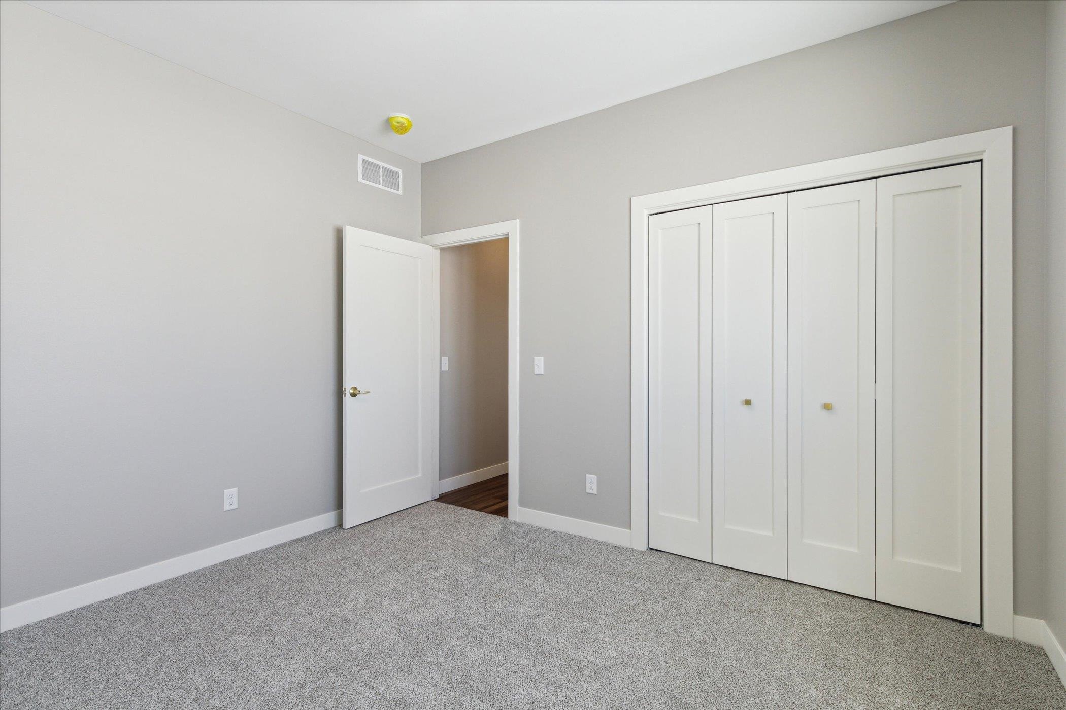 307 S 7th Street