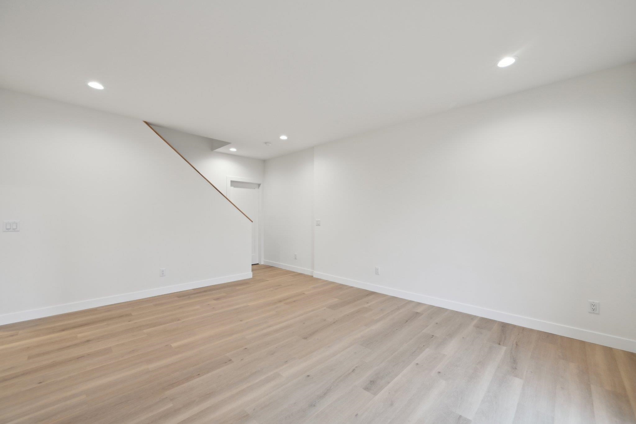 121 Lupine Avenue