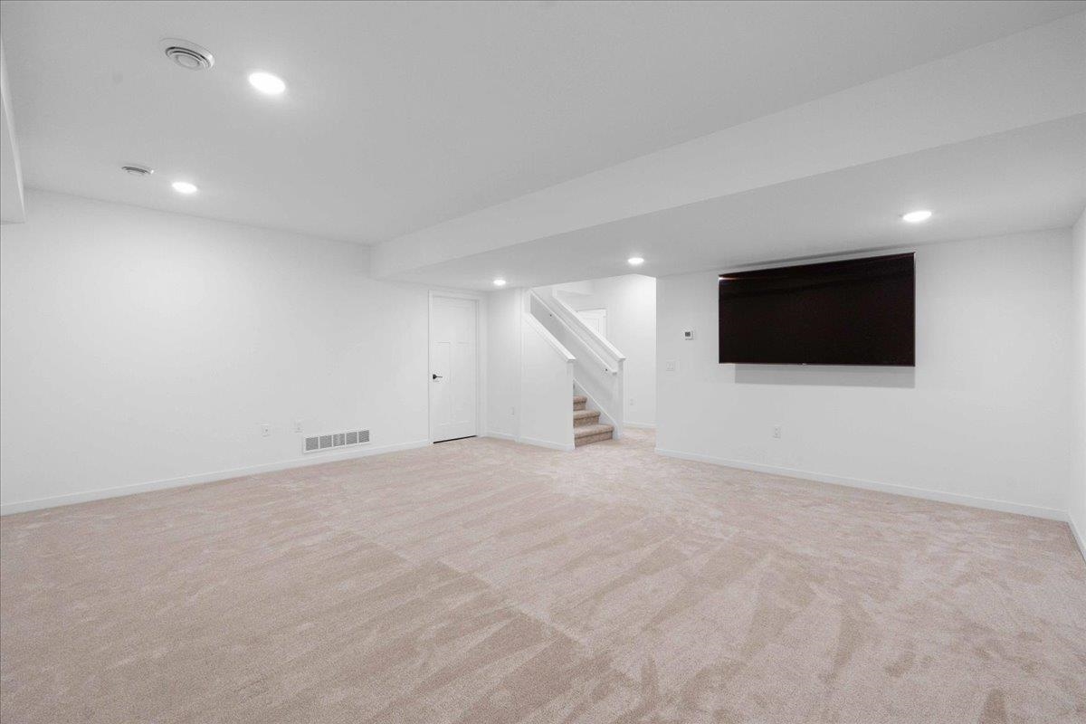 862 Leeward Lane