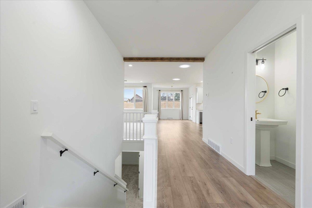 862 Leeward Lane