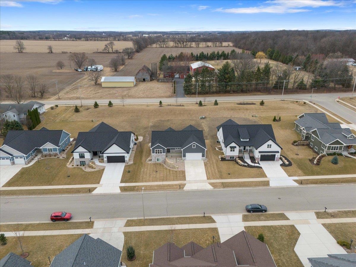 862 Leeward Lane