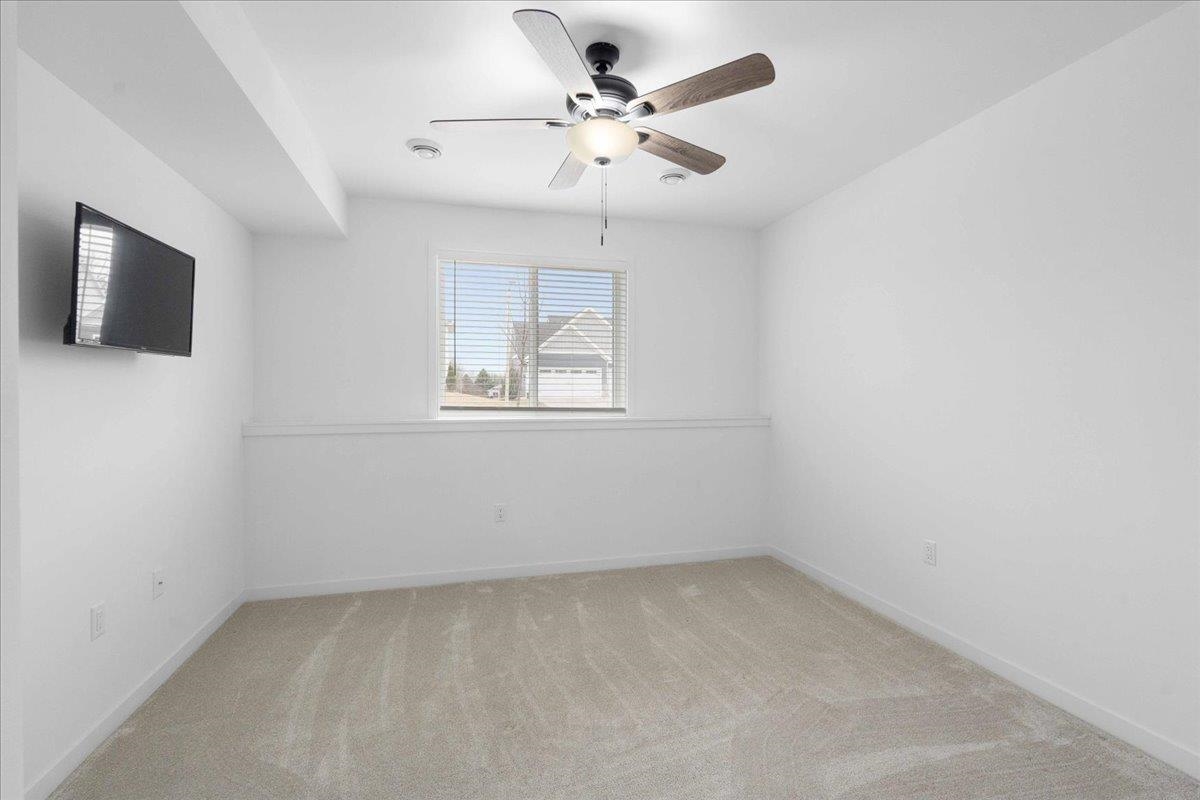 862 Leeward Lane