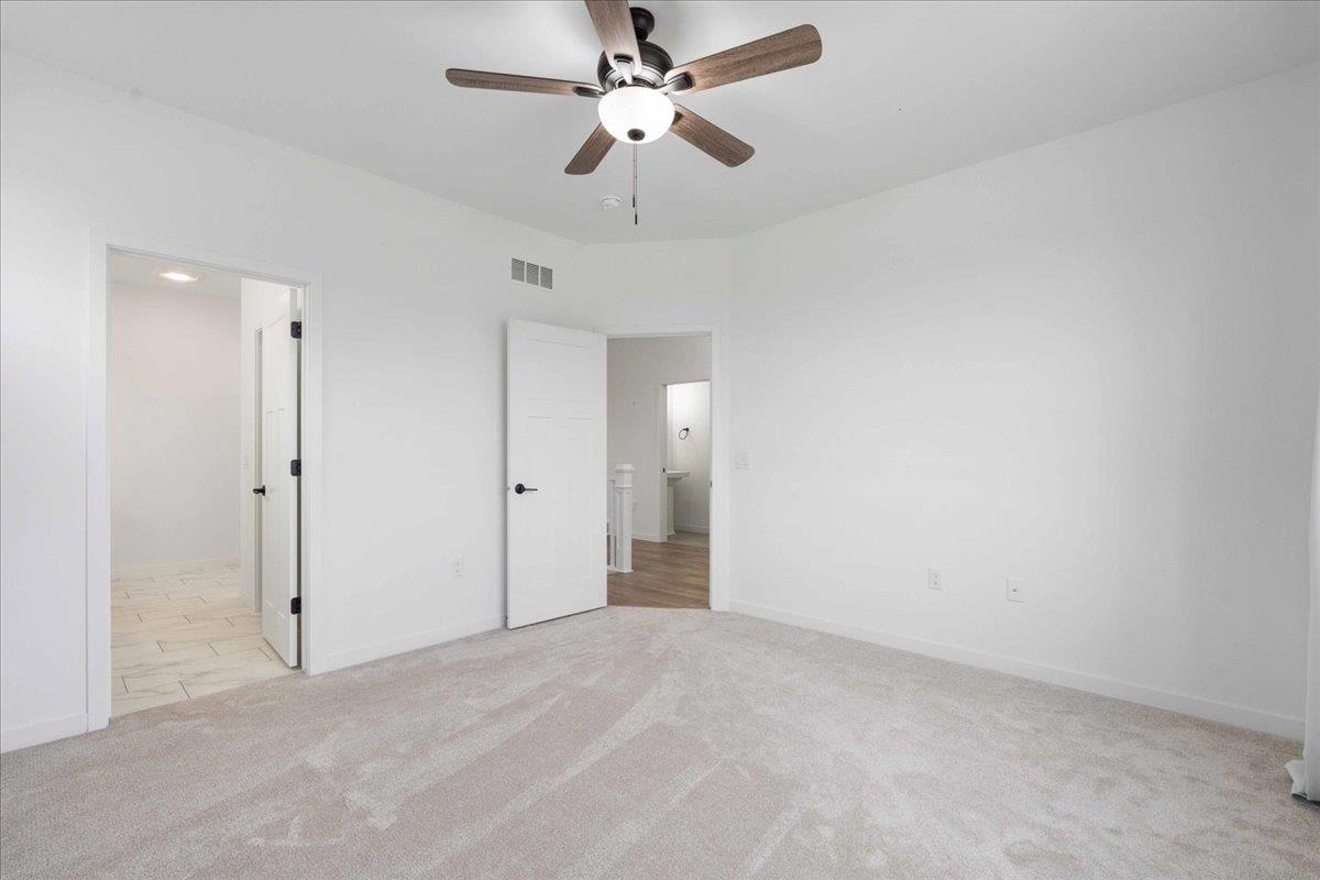 862 Leeward Lane