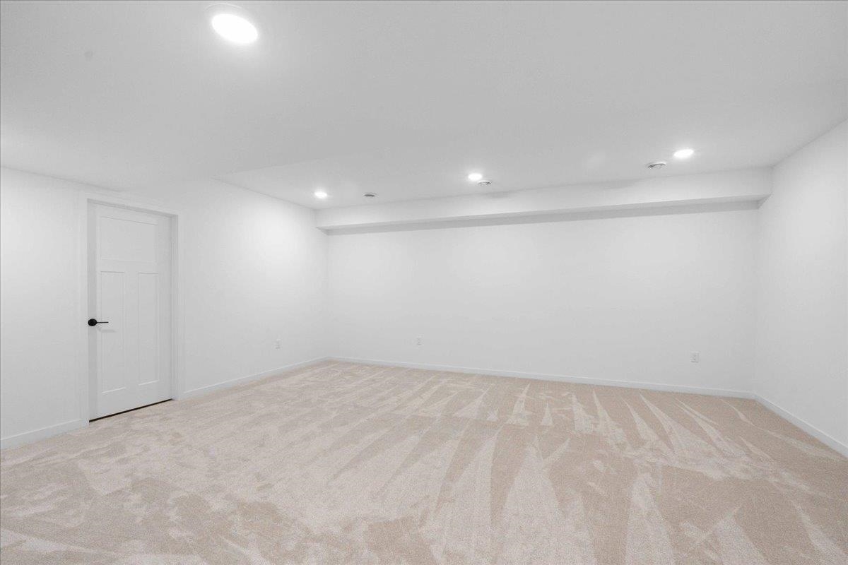 862 Leeward Lane