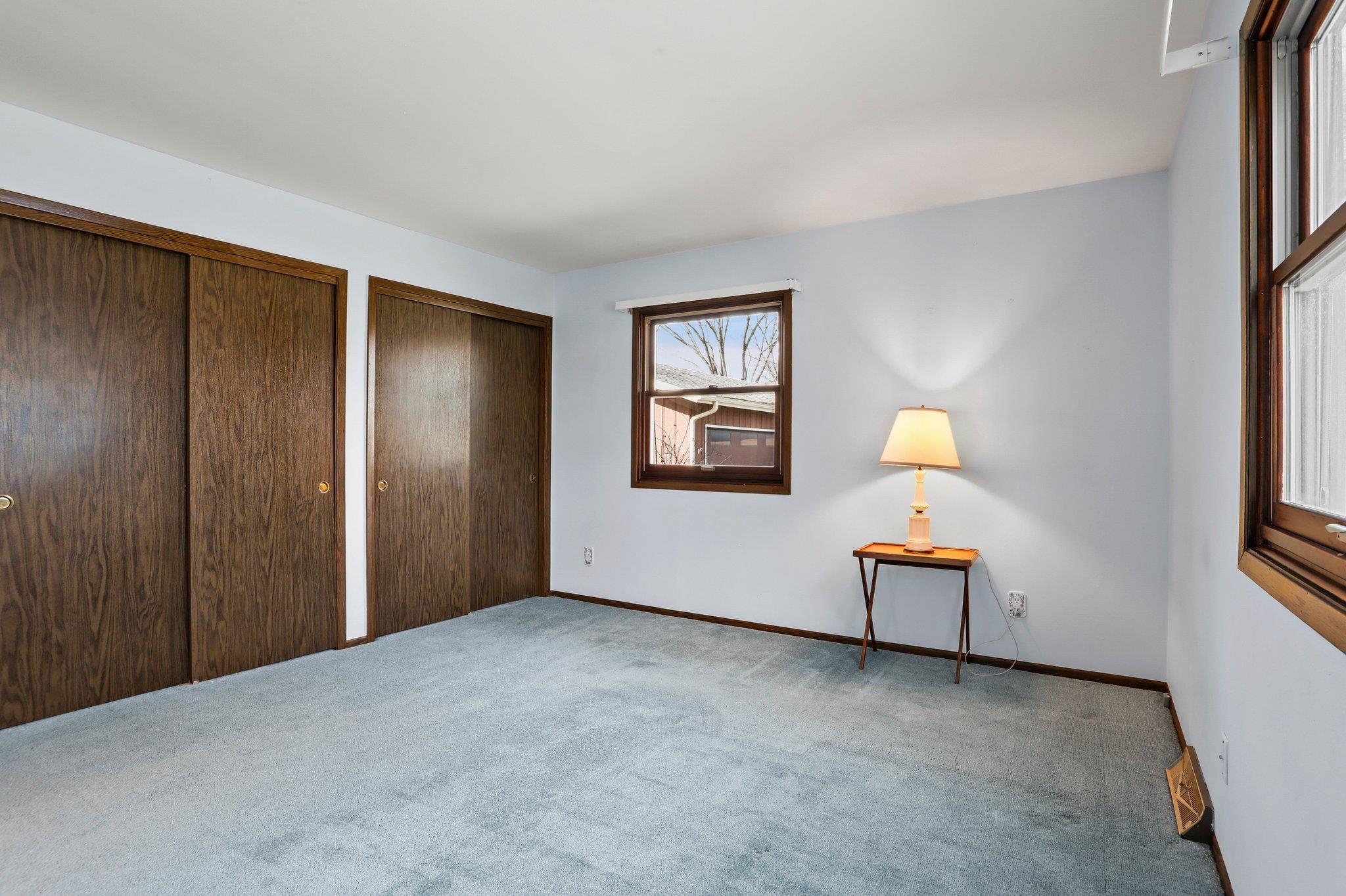 5409 Meadowood Drive