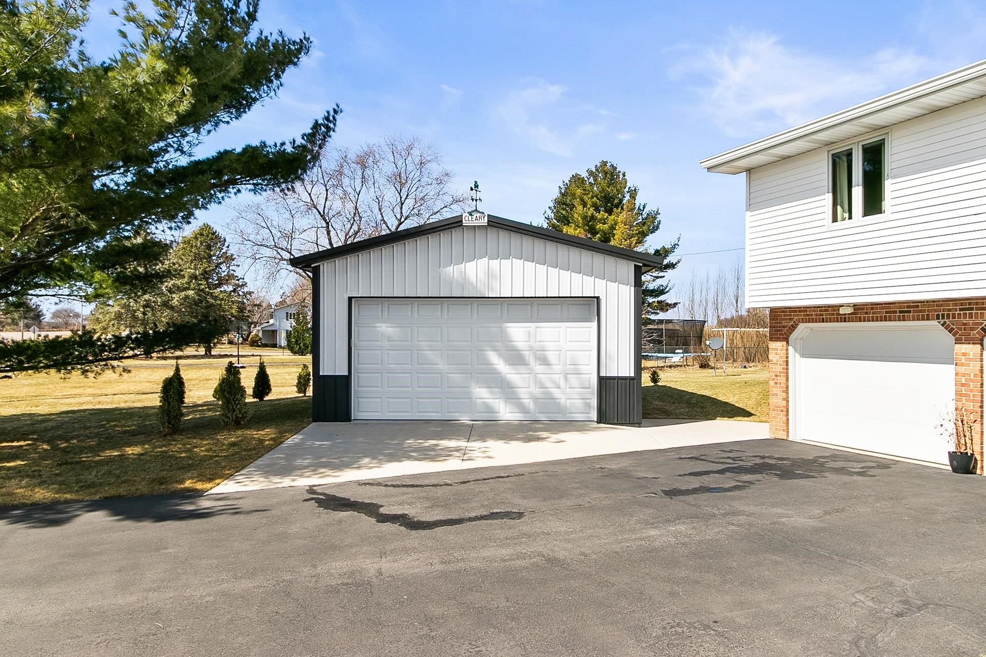3644 Schneider Drive