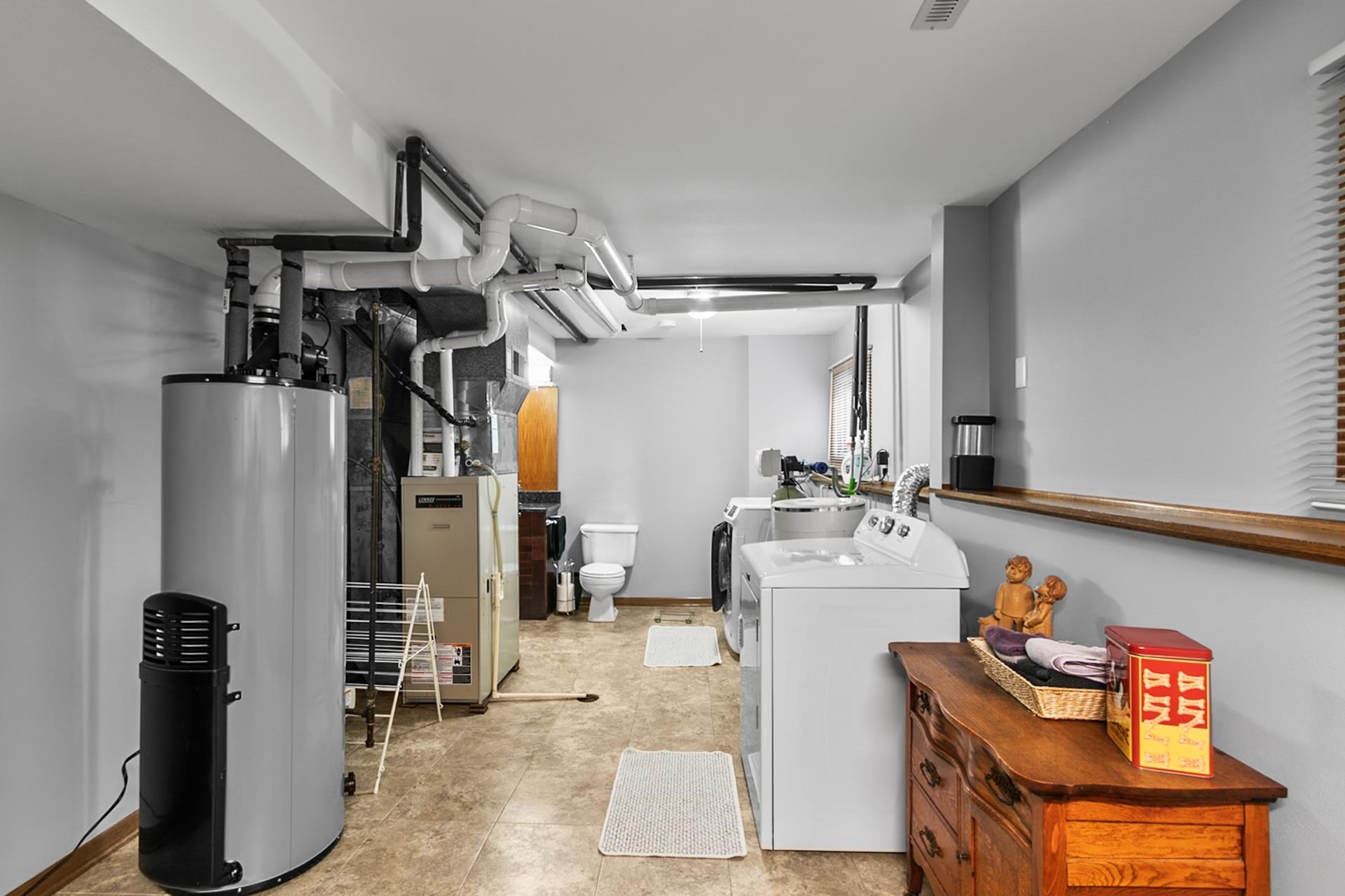 3644 Schneider Drive