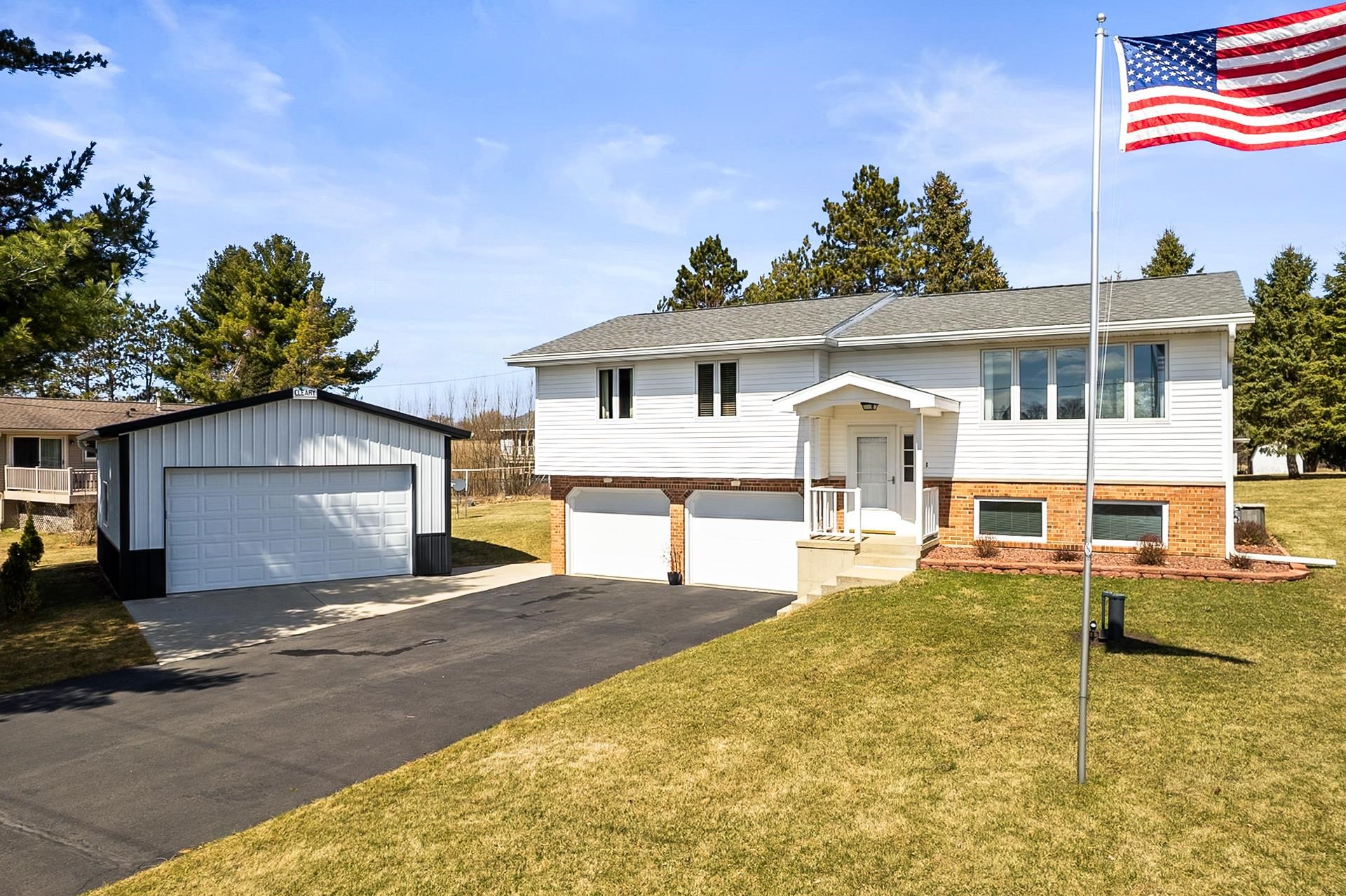 3644 Schneider Drive